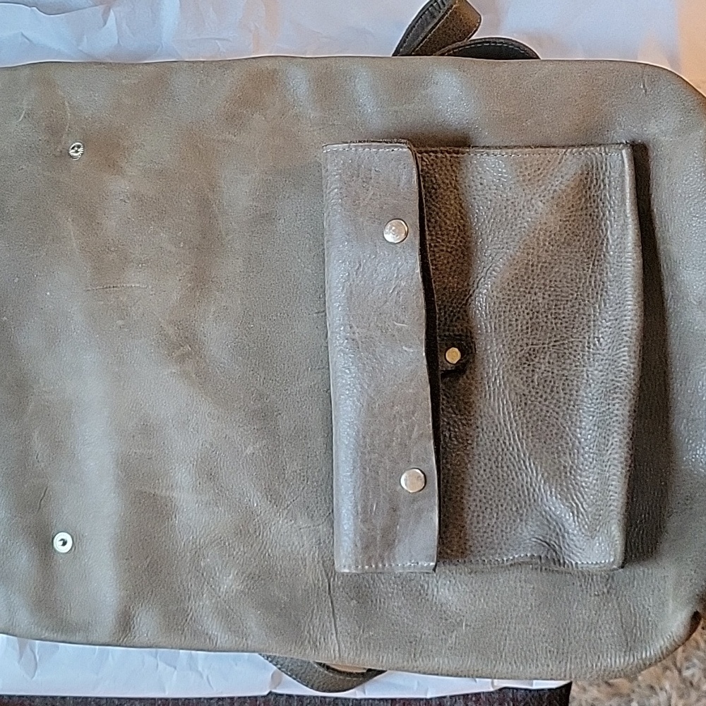 Handmade leather knapsack backpack - Picture 3 of 8